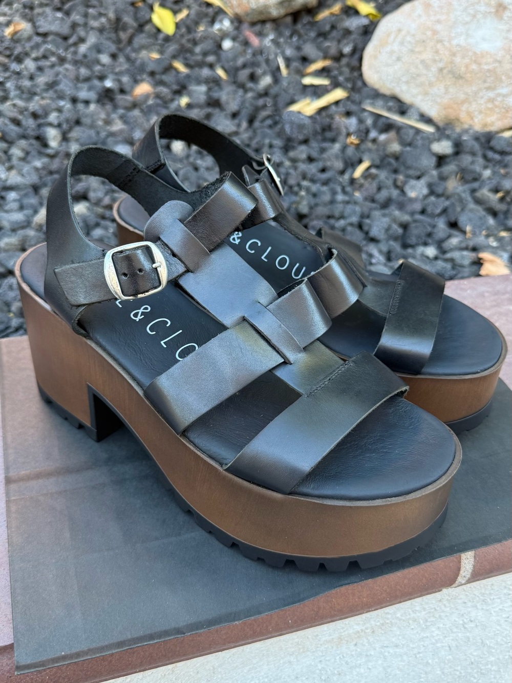 Musse & Cloud Dido Black Leather Platform Sandals with Brown Wood-Look Sole